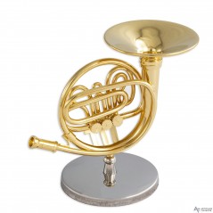 Trompa metálica decorativa miniatura. Con soporte metálico y estuche