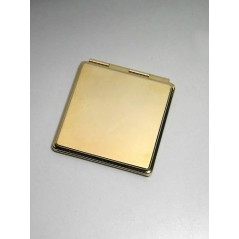 Espejo  metálico  dorado  cuadrado